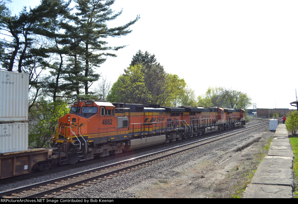 BNSF 4662